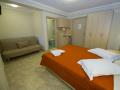 One Space Apartmen